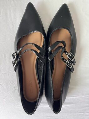 Old Navy Black Pointed Mary Jane Flats with Double Buckles